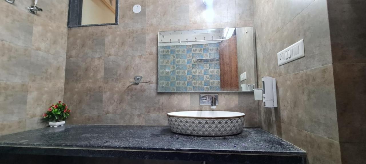 The Rustic Villa, A Stay With Luxuries Amenities And Exotic Nature Jaipur Eksteriør billede