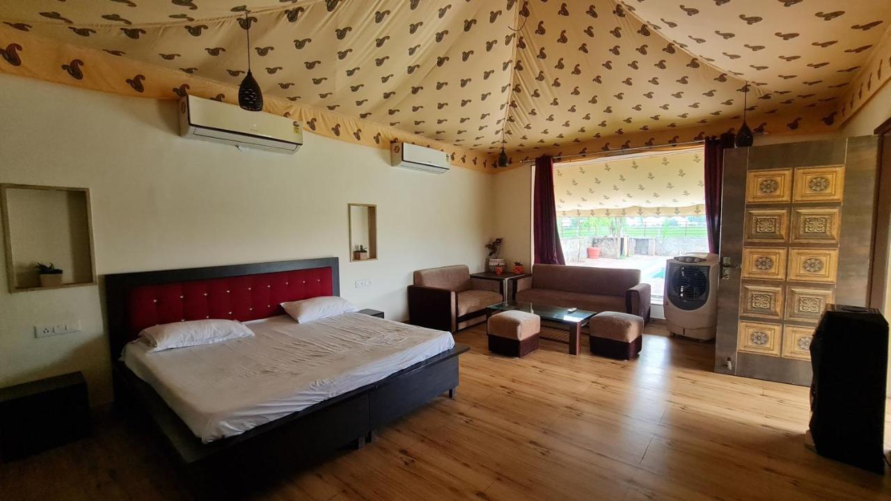 The Rustic Villa, A Stay With Luxuries Amenities And Exotic Nature Jaipur Eksteriør billede