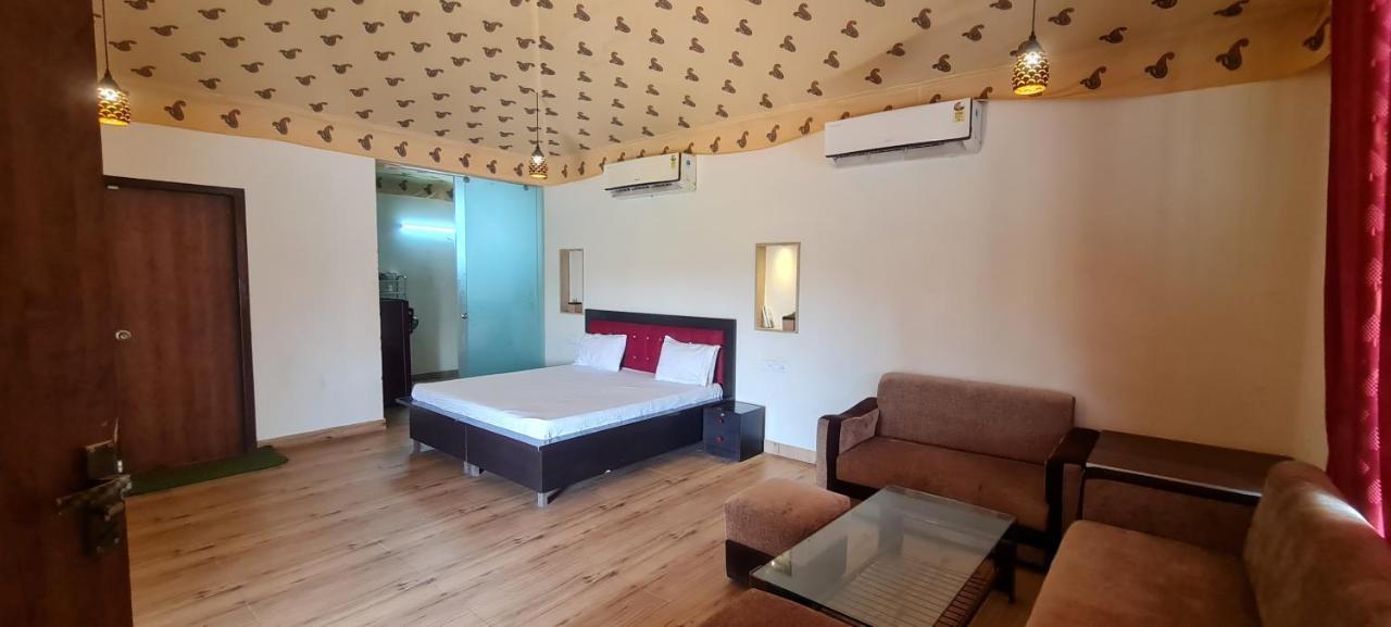 The Rustic Villa, A Stay With Luxuries Amenities And Exotic Nature Jaipur Eksteriør billede