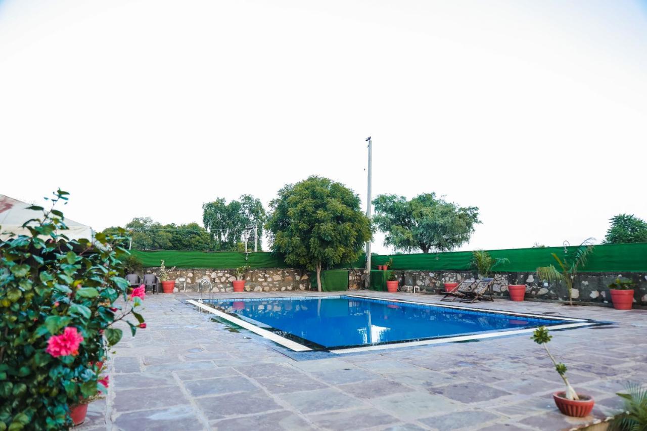 The Rustic Villa, A Stay With Luxuries Amenities And Exotic Nature Jaipur Eksteriør billede