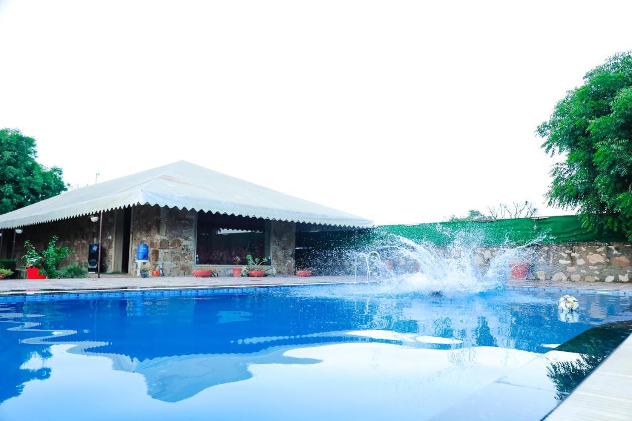 The Rustic Villa, A Stay With Luxuries Amenities And Exotic Nature Jaipur Eksteriør billede