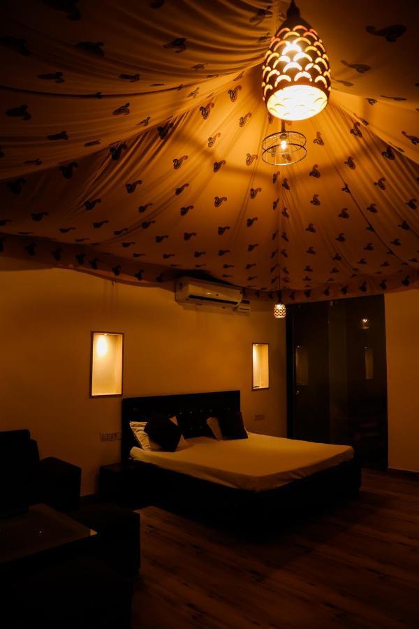 The Rustic Villa, A Stay With Luxuries Amenities And Exotic Nature Jaipur Eksteriør billede