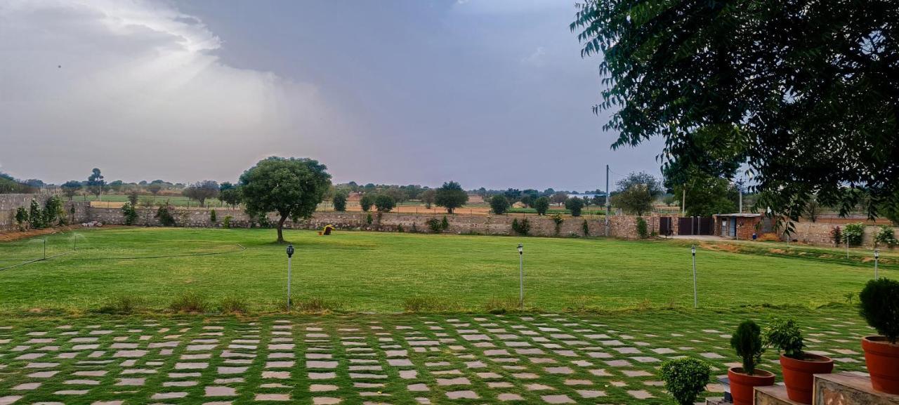 The Rustic Villa, A Stay With Luxuries Amenities And Exotic Nature Jaipur Eksteriør billede