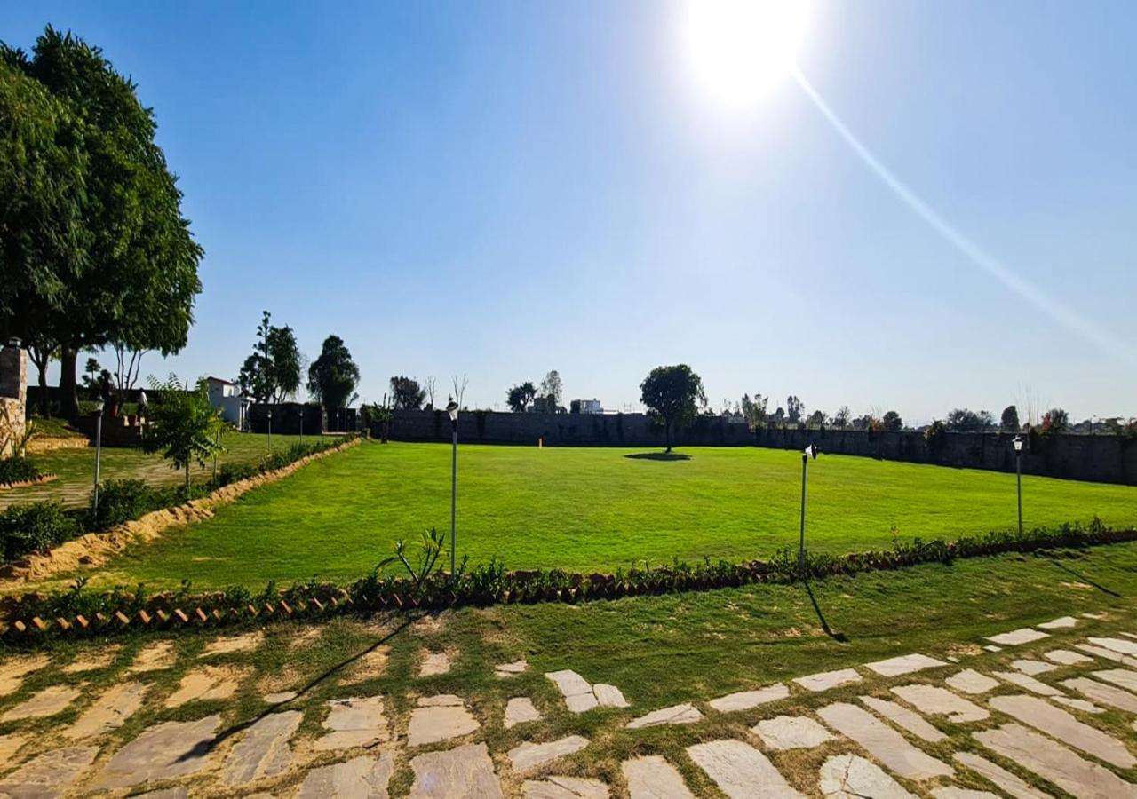 The Rustic Villa, A Stay With Luxuries Amenities And Exotic Nature Jaipur Eksteriør billede